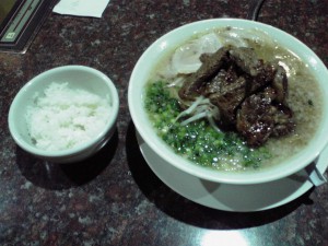 201104021955000