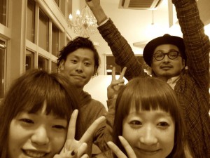 写真(2012-10-25 19.06) 写真(2012-10-25 19.06)